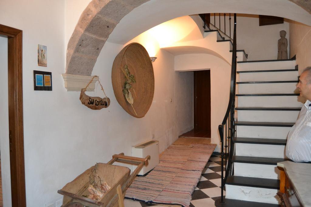 Su Cantaru Guesthouse Villanova Monteleone ภายนอก รูปภาพ