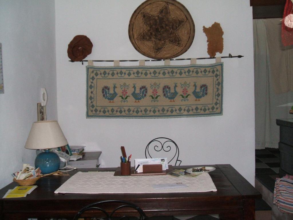 Su Cantaru Guesthouse Villanova Monteleone ภายนอก รูปภาพ