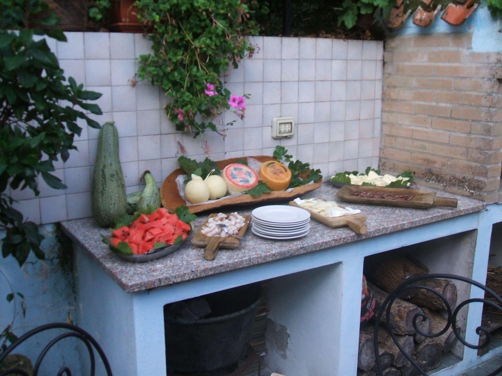 Su Cantaru Guesthouse Villanova Monteleone ภายนอก รูปภาพ